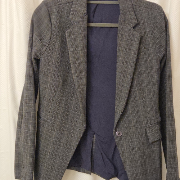 Olivaceous Jackets & Blazers - Men's Gray Plaid Blazer
